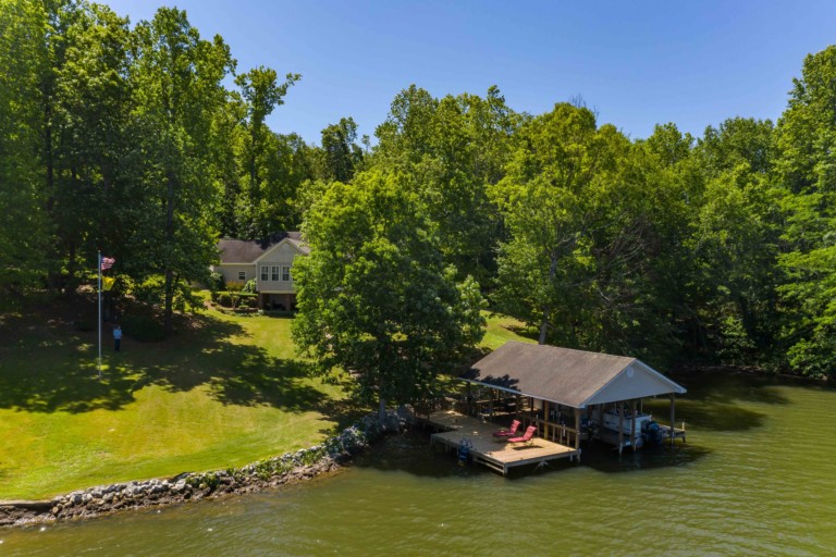 Type Waterfront Lake Harding Homes