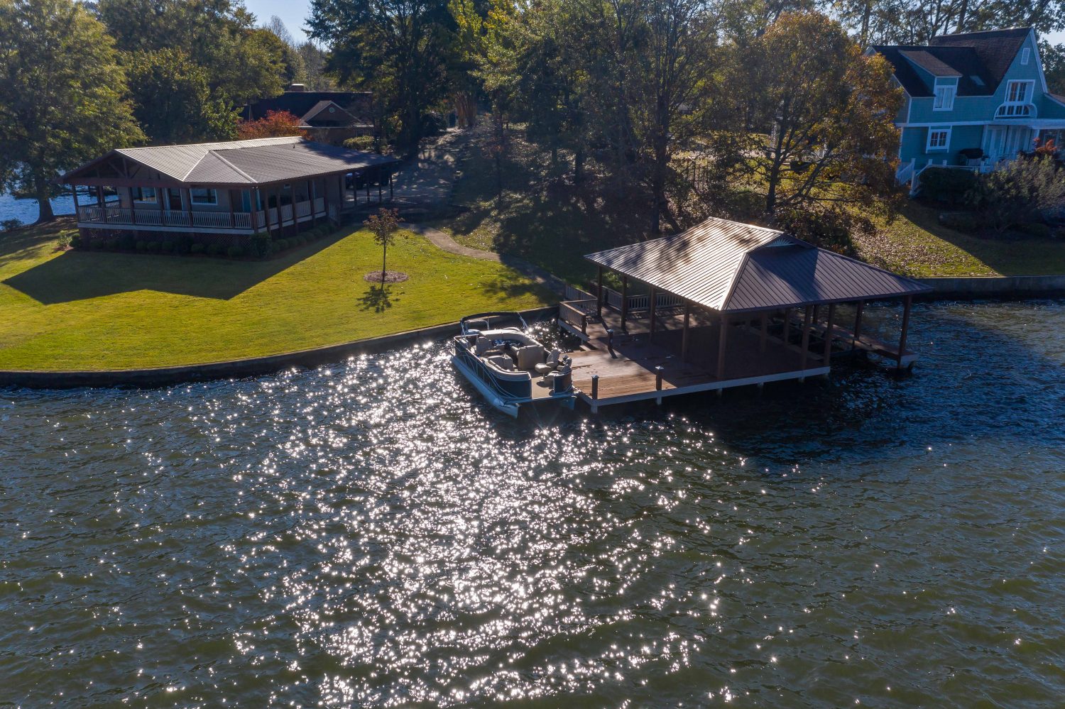 179 LAKE HARDINGUNDER CONTRACT Lake Harding Homes