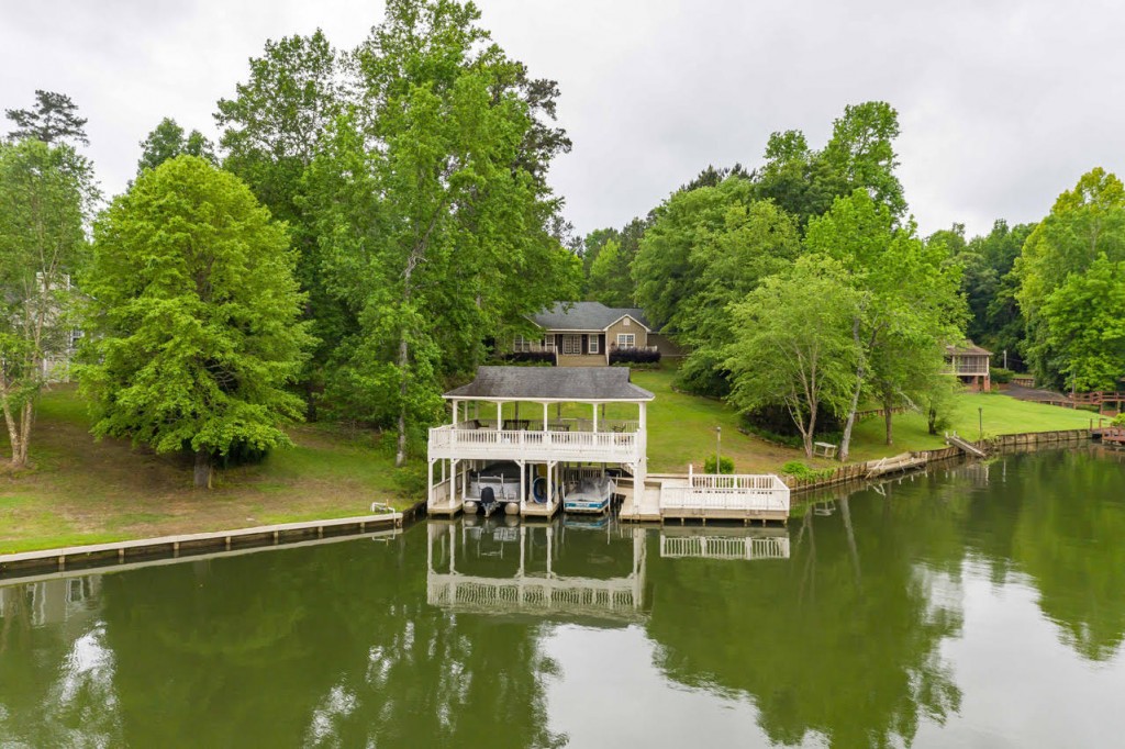 Lake Harding Homes Keith and Mary Williams