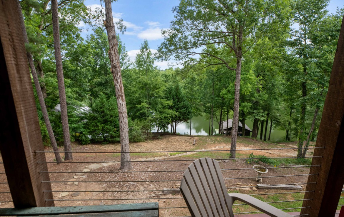 BEAUTIFUL DEEDED 5 ACRES ON LAKE HARDING Lake Harding Homes