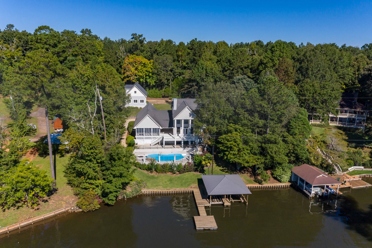 Lake Harding Homes Keith and Mary Williams