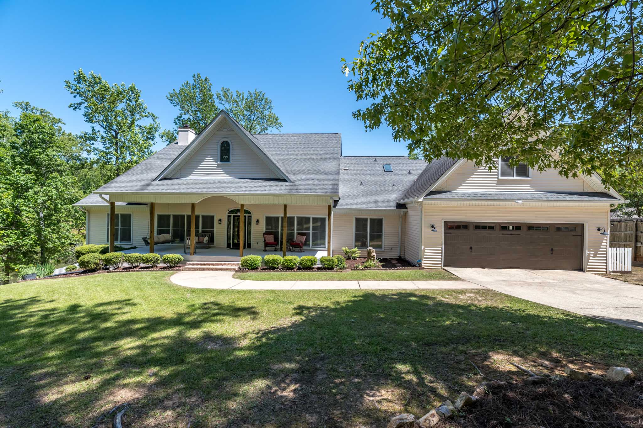 Spacious Lakefront Home. Sold!!! Lake Harding Homes