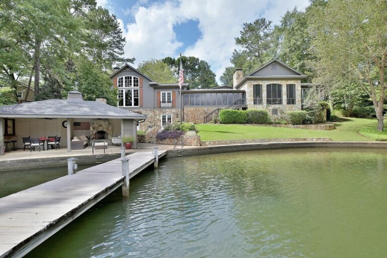 Lake Harding Homes Keith and Mary Williams