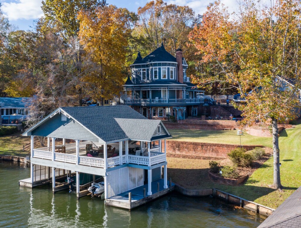 DEEDED ON LAKE HARDING Sold! Lake Harding Homes