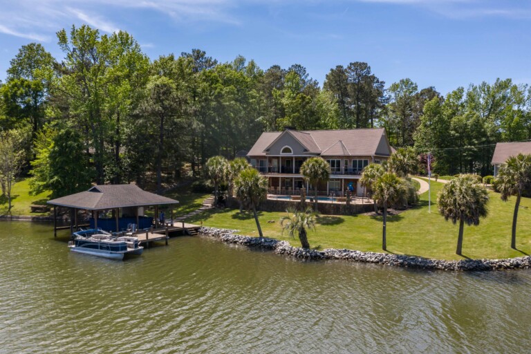 Lake Harding Homes Keith and Mary Williams